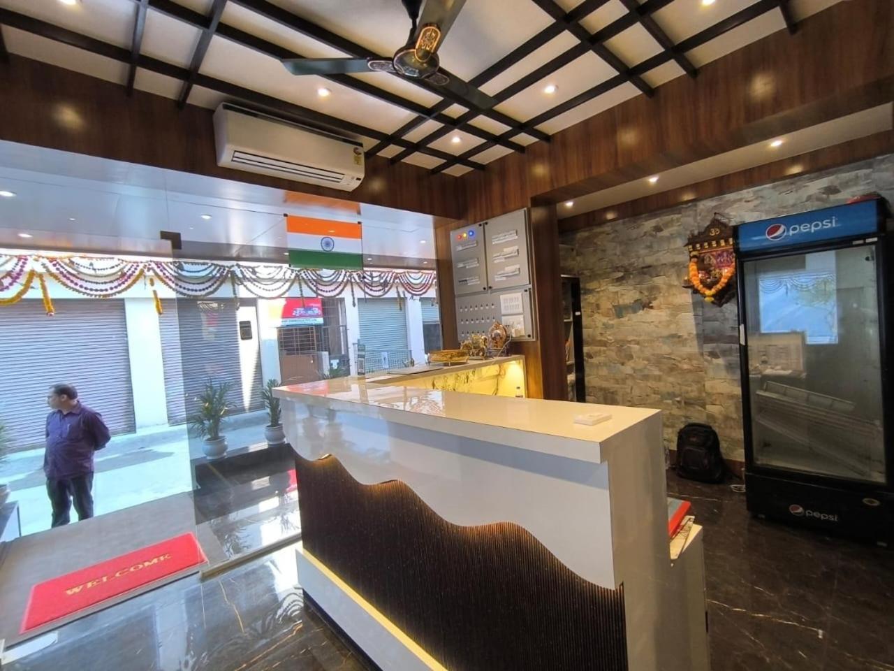 Hotel Sharan Residency Navi Mumbai Exterior foto